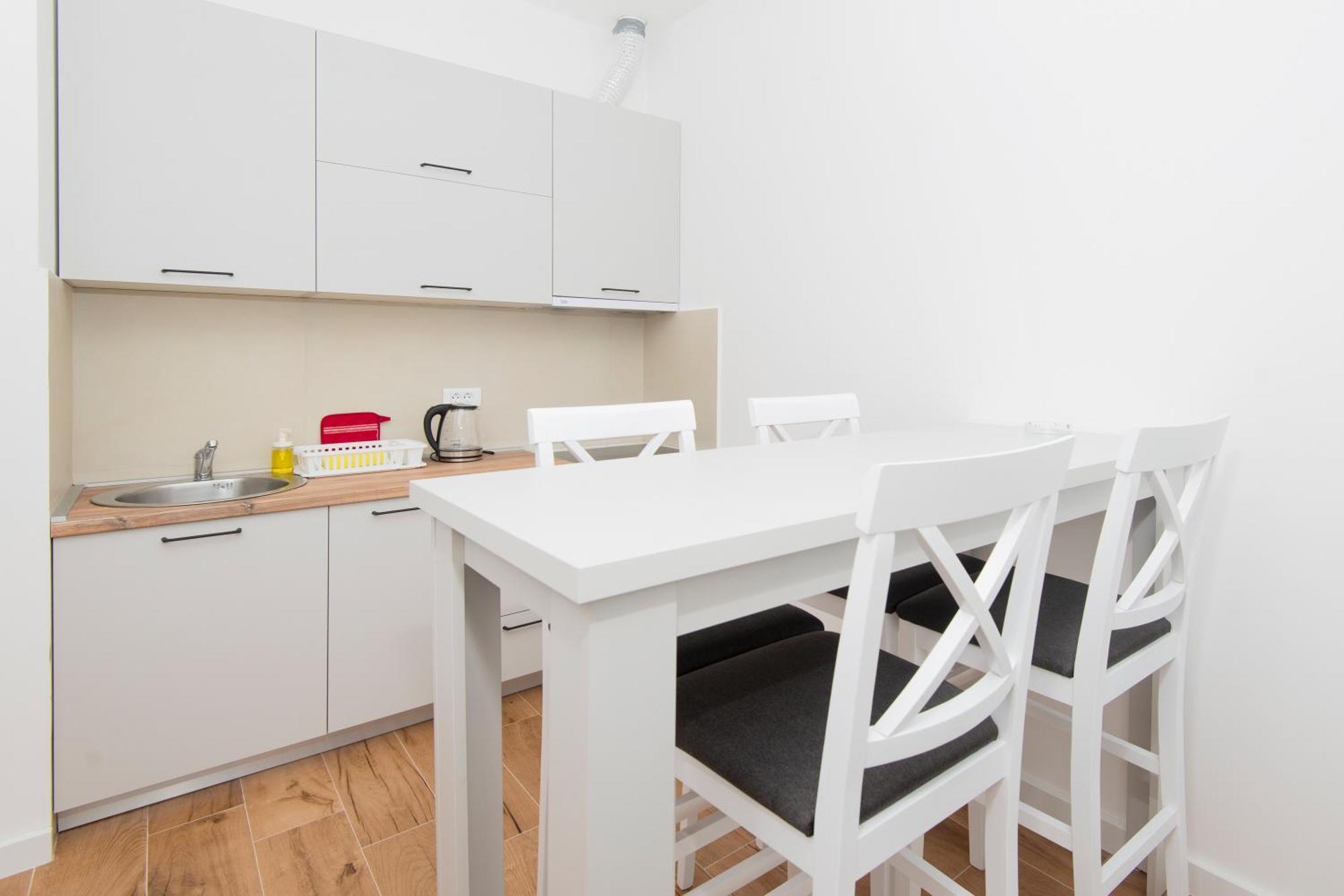 Al Mare Apartments Котор Екстериор снимка